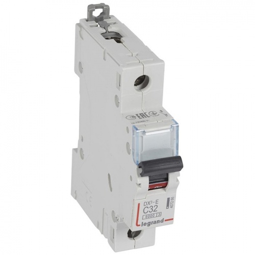 �������������� ����������� Legrand DX3-E 407266 1P C 32A 6��