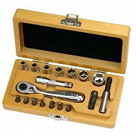 ����� ������� � ��� Felo � ��������� � ���������� ��� 18 ��������� � �����