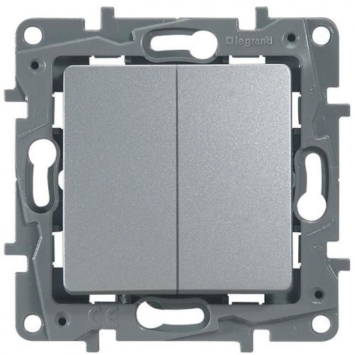   Legrand Etika 672412  