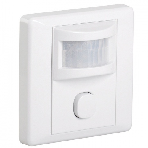 ������ �������� ������������ IEK �� 029 600 �� �����