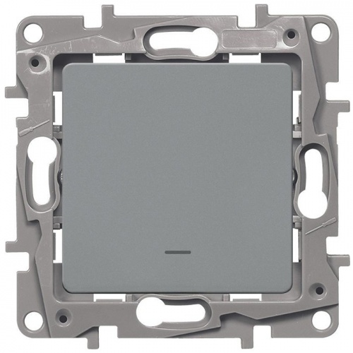   Legrand Etika 672415    
