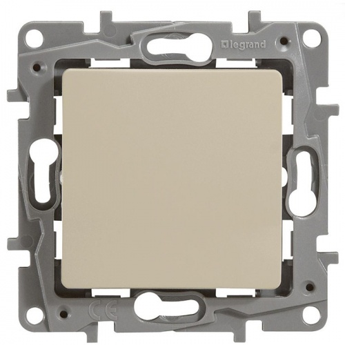   Legrand Etika 672309   