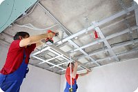 Какой потолок лучше — натяжной или из гипсокартона